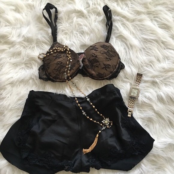 Victoria's Secret Other - Victoria Secret Bra🐰5 for $25